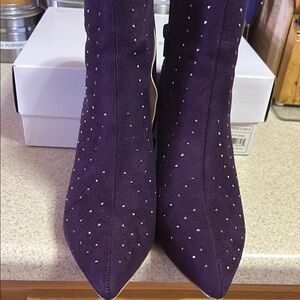 Purple Suede Women's Boots. Excellent condition, worn a few times